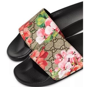 Brand New Womens Gucci Floral Slide Size 39. PRICE FIRM